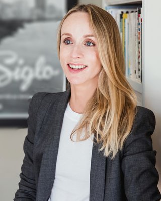 RADA Business tutor Lucinda Worlock