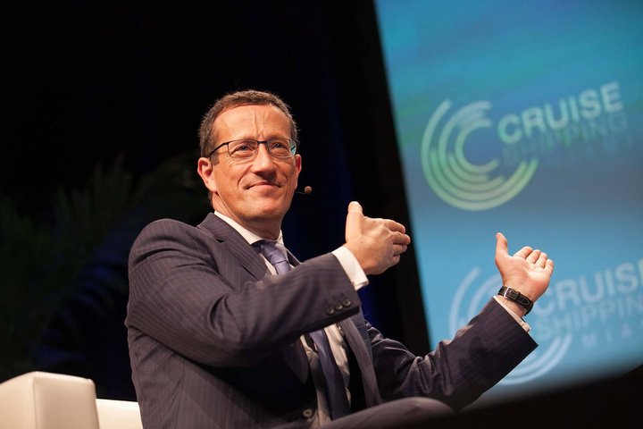 © Photo by JD Lasica on Flickr Richard Quest public speaking